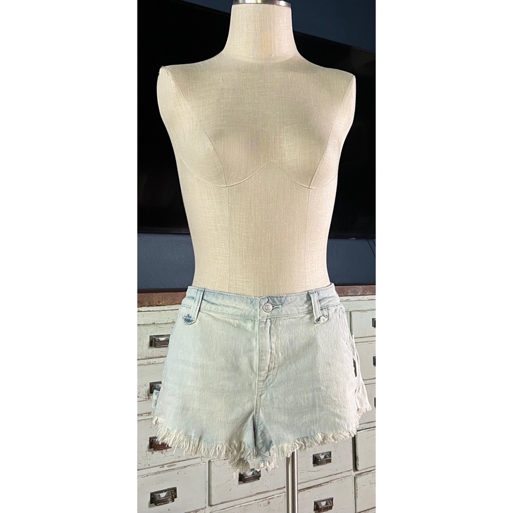 Anthropologie Pilcro Denim Shortie Shorts Size 32 - Picture 2 of 13